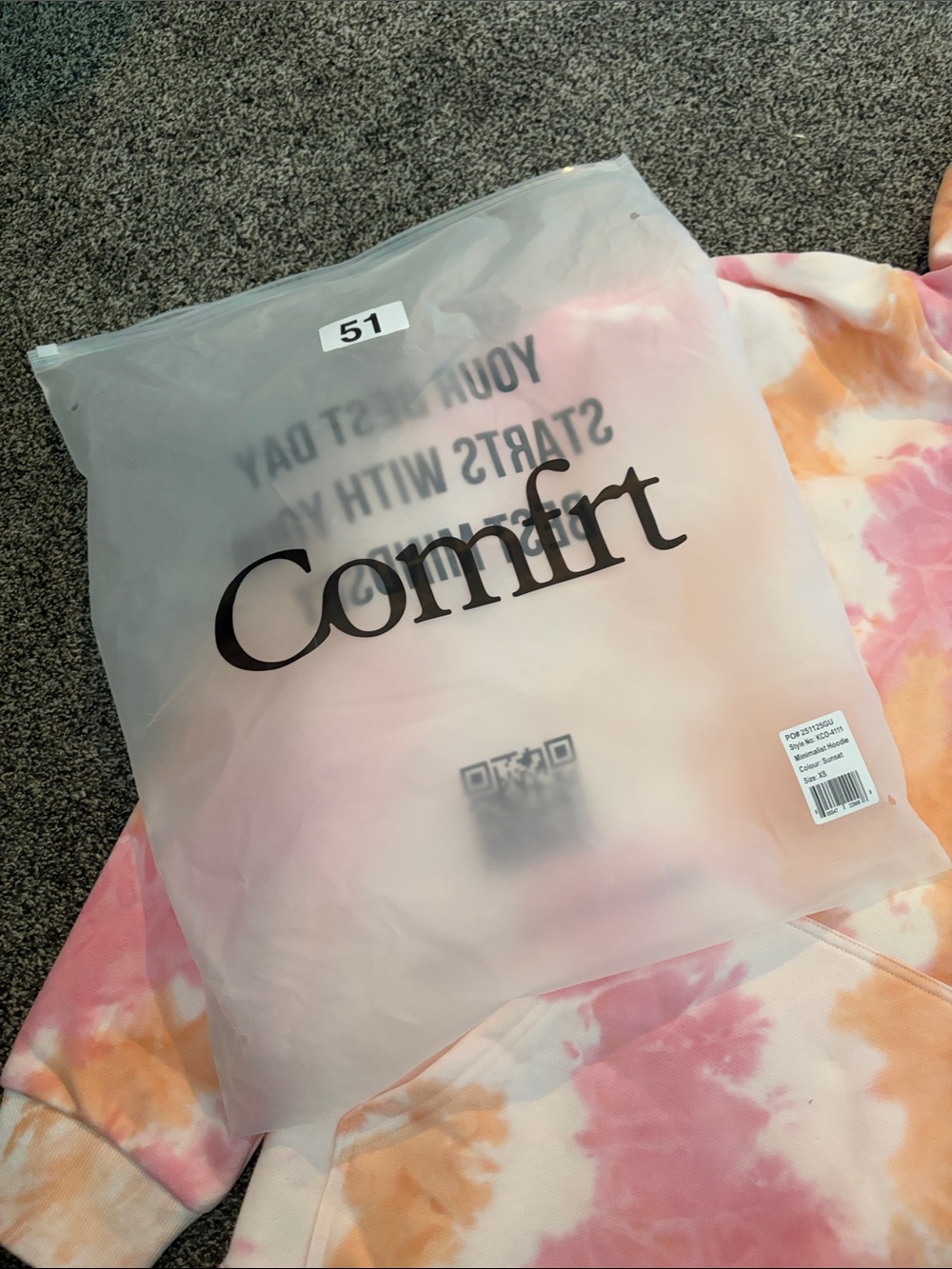 Brand NEW Comfrt Brand Hoodie - Picture 8 of 8